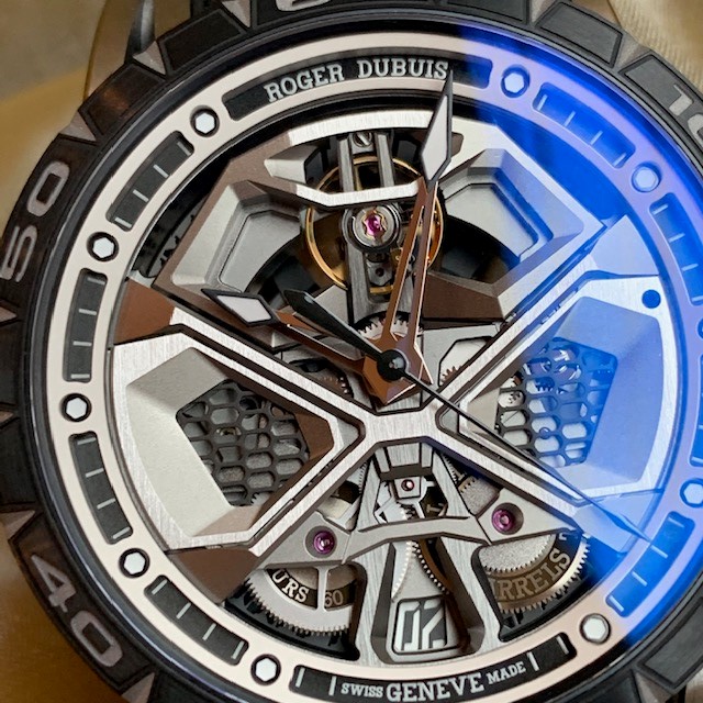 ROGER DUBUIS エクスカリバー ウラカン オートマティック ジャパンリミテッドの紹介画像